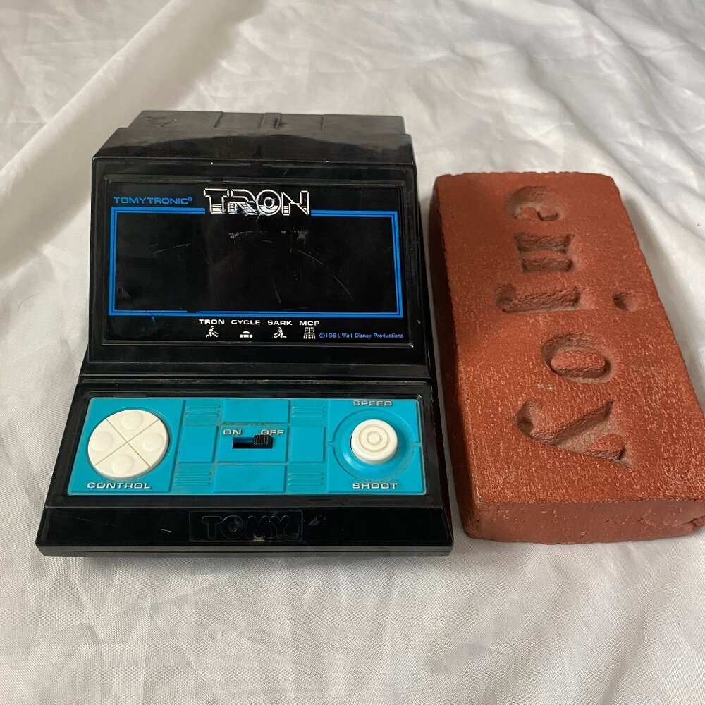 Vintage 1981 TomyTronic TRON Arcade Tabletop Handheld Disney Game Made in Japan